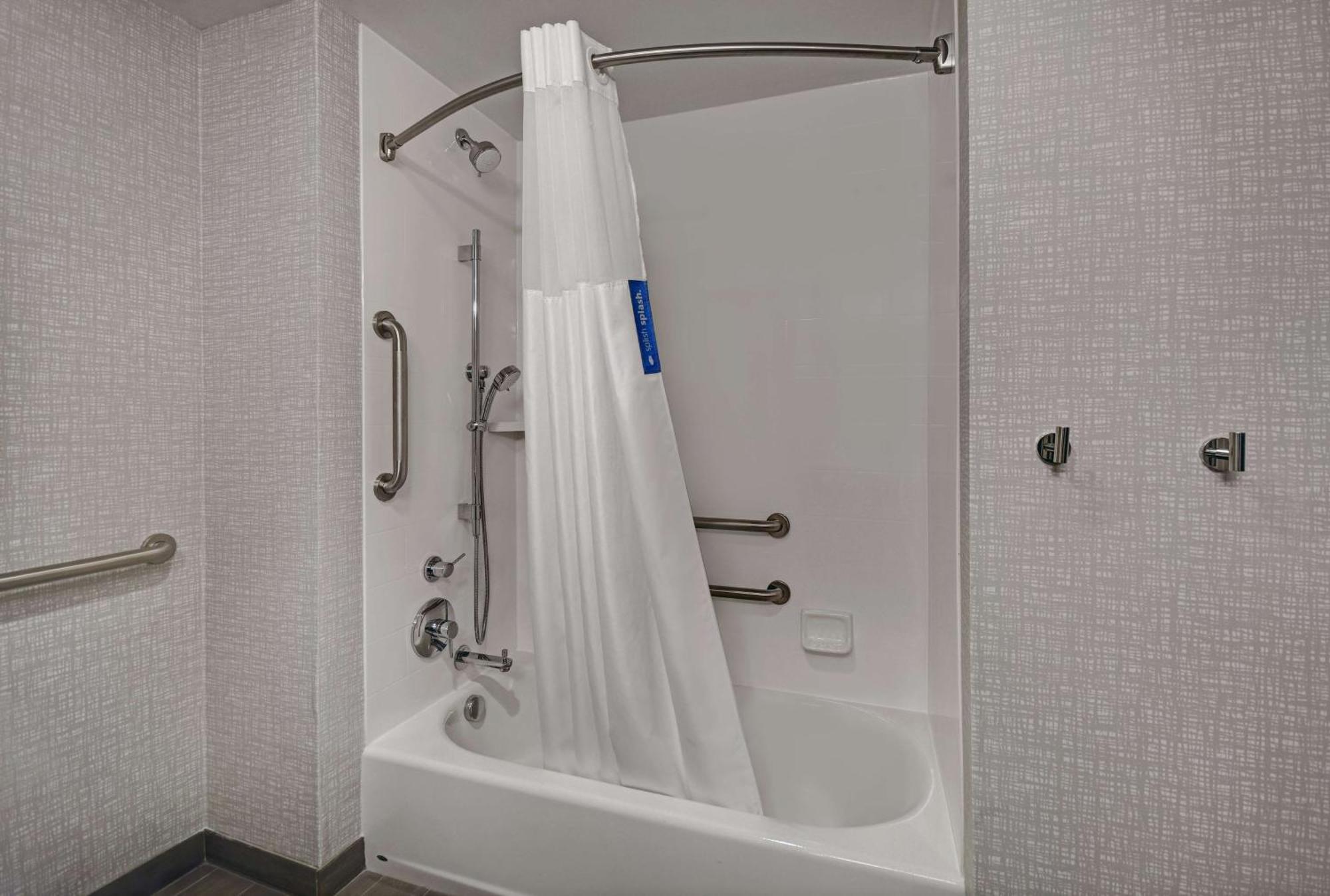 Hampton Inn Cave City, Ky Bagian luar foto